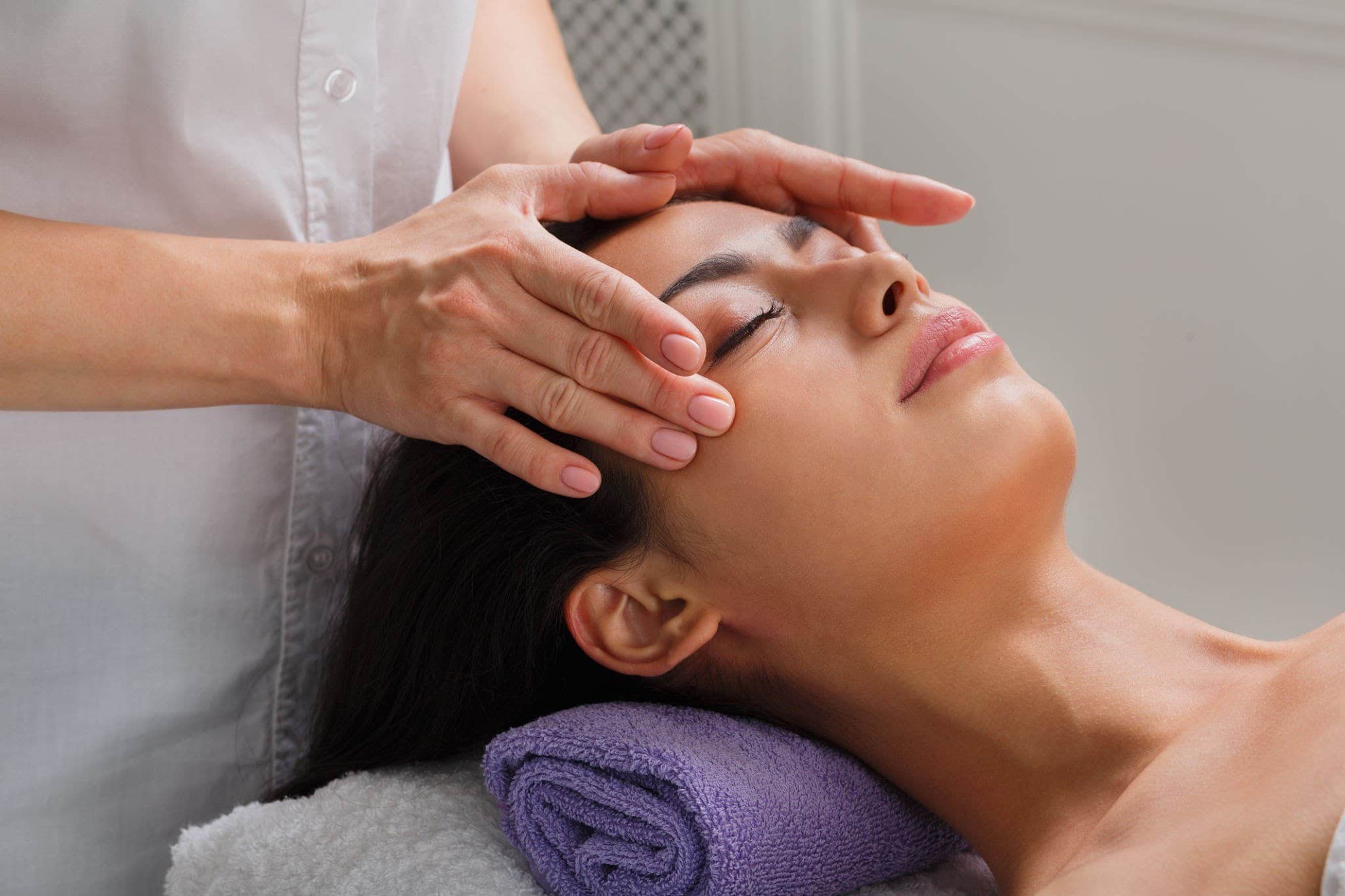 Indian Head Massage - Image 2